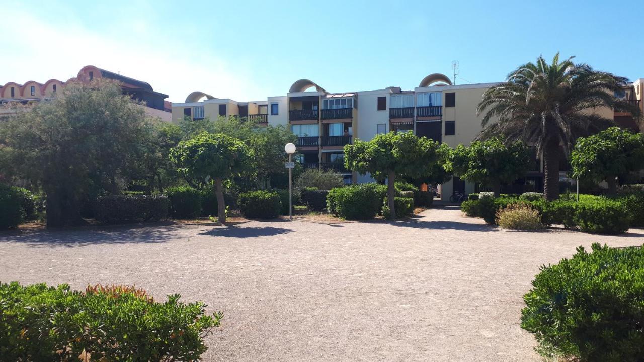 Studio Cabine Avec Jardinet A 30 M De La Plage, Au Calme. Apartment Gruissan Exterior photo